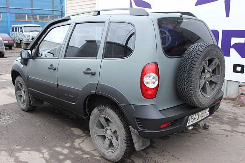 Нива шевроле раптор