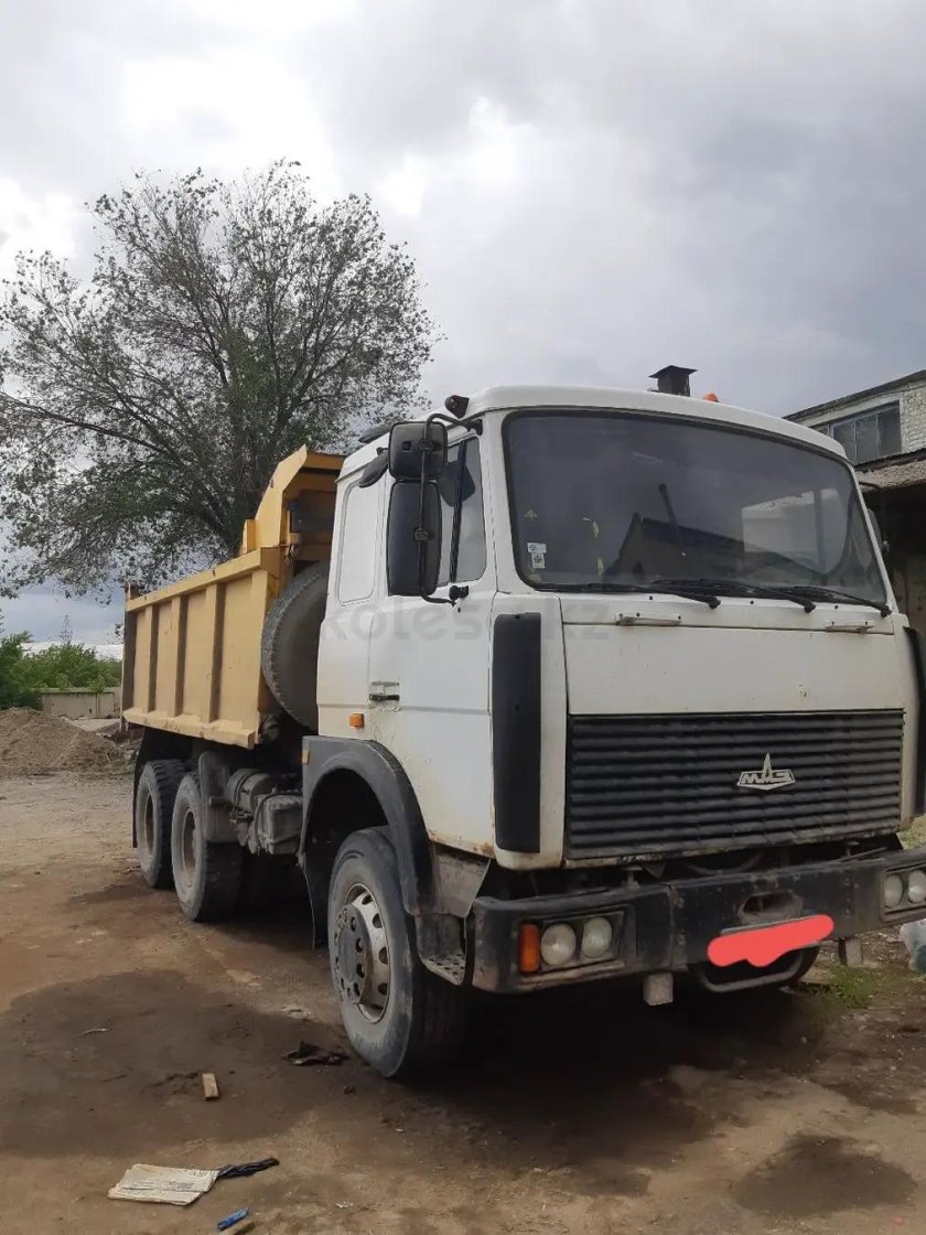 Самосвал маз-5516а5