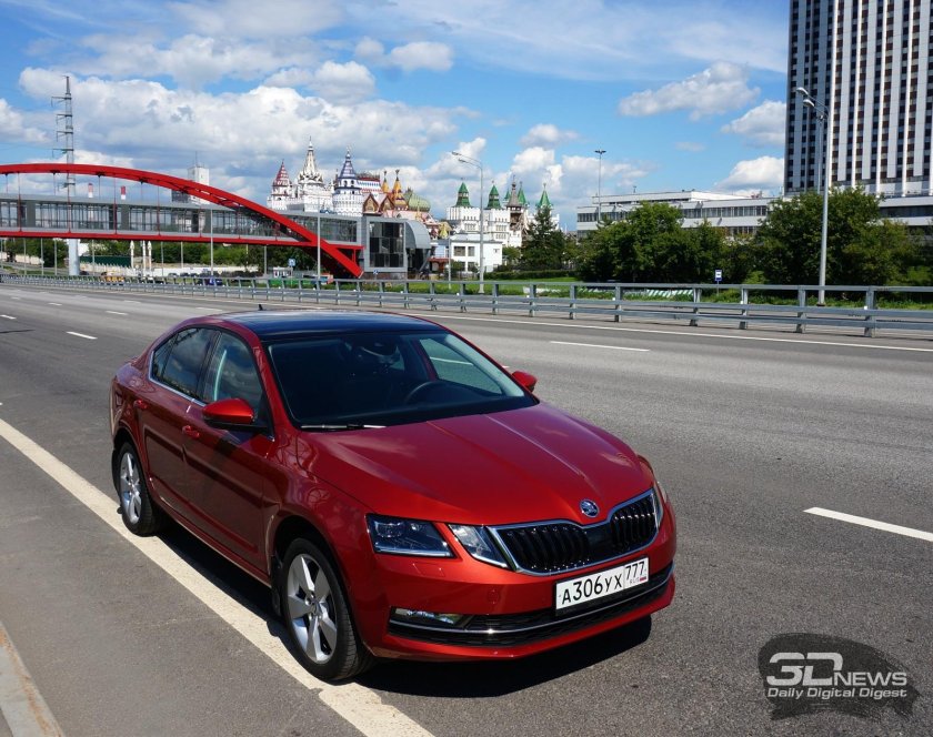 Skoda Octavia a7 красная