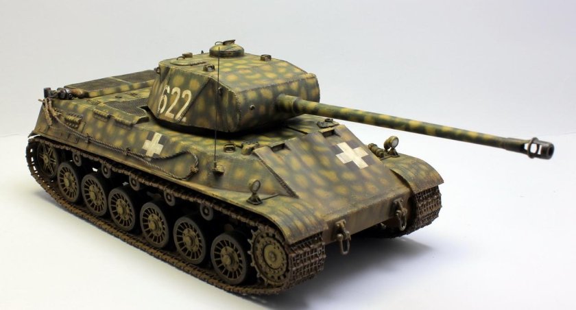 Танк Hungarian 44m Tas