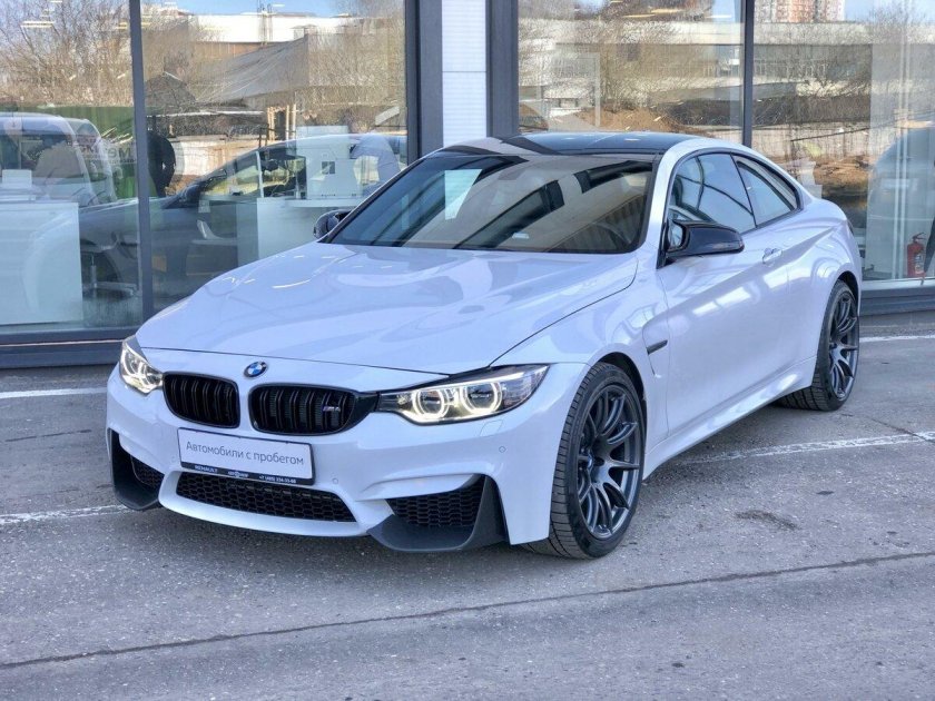 Bmw m 4 белая