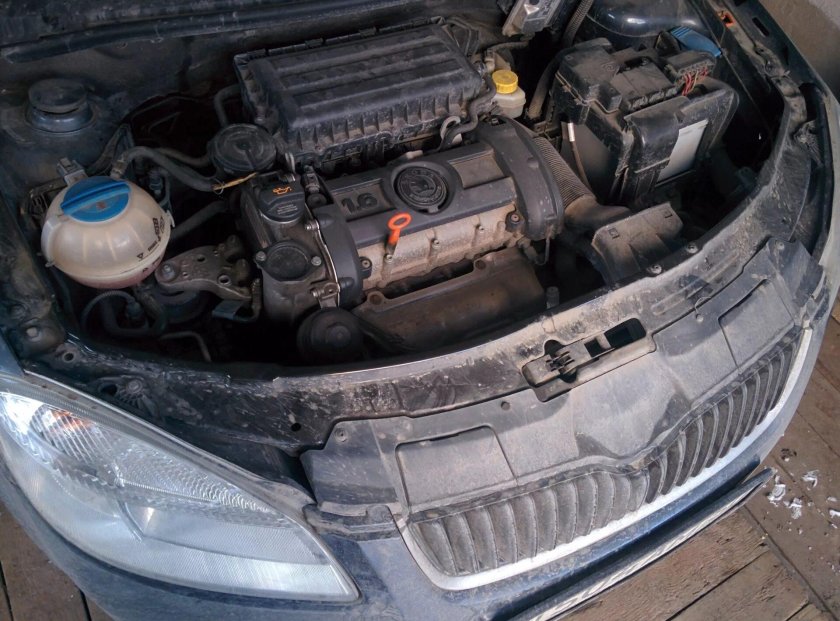 Двигатель Шкода Фабия 1.6