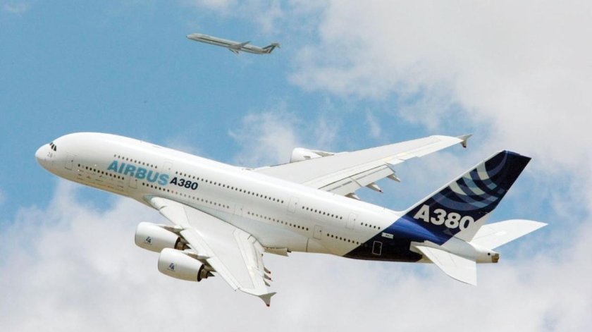 Эйрбас 380