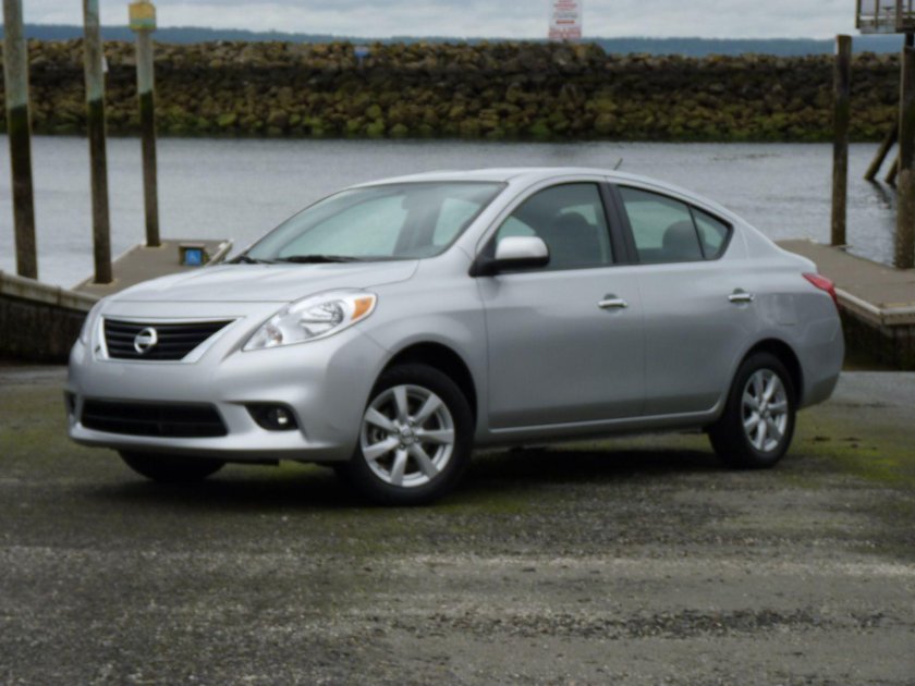 Nissan Versa 2012