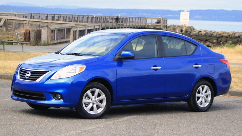 Ниссан Верса 2012