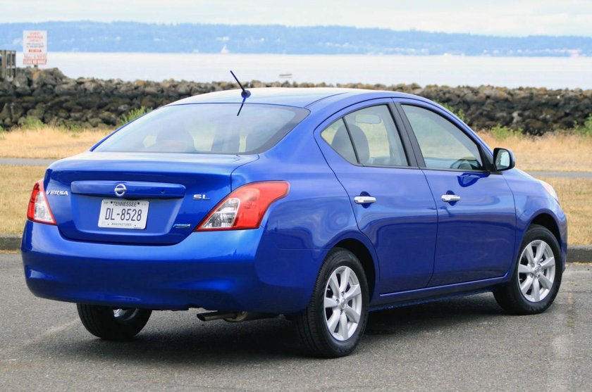 Nissan Versa 2012