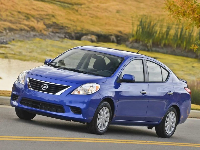 Nissan Versa 2012