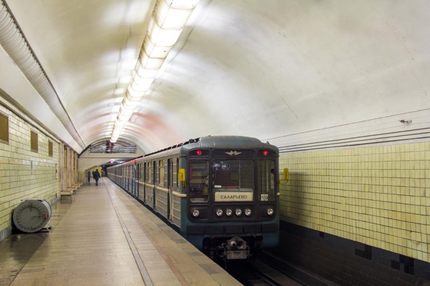 Метро метрополитен