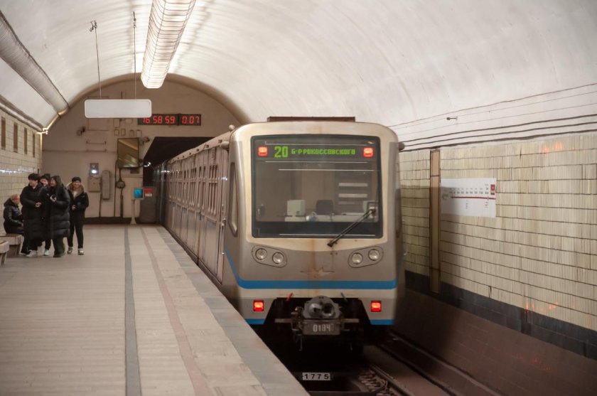 Москва вагон метро