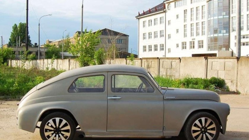 Автомобиль ГАЗ м20 победа