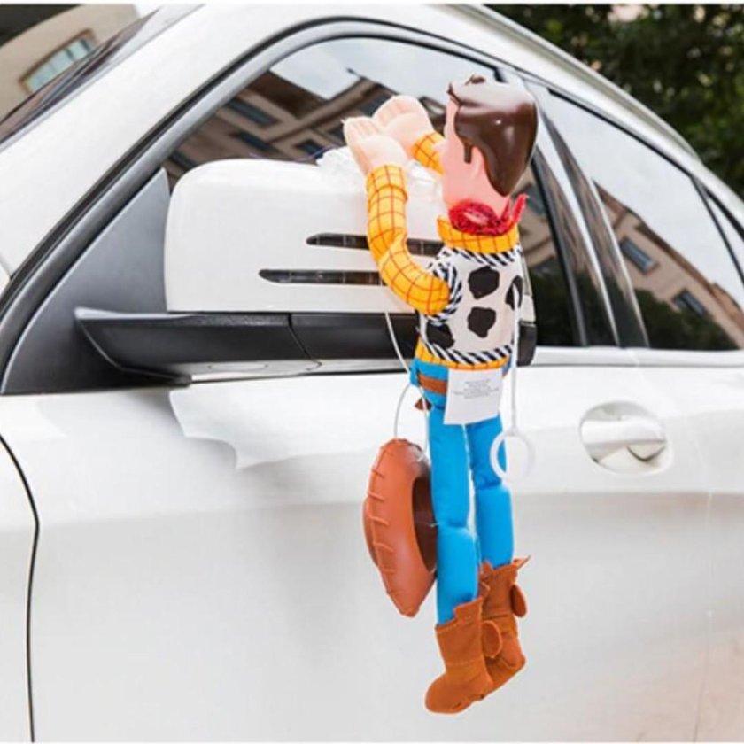 Прикольные игрушки в машину