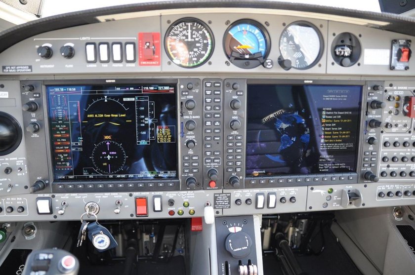 Приборная панель SSJ 100