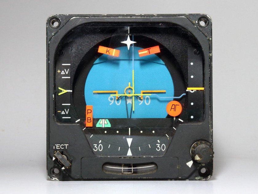 ПКП-72м прибор командный пилотажный
