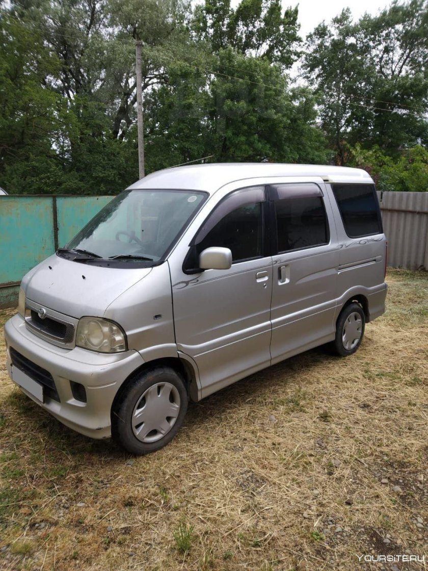 Toyota Sparky 2000 - 2003