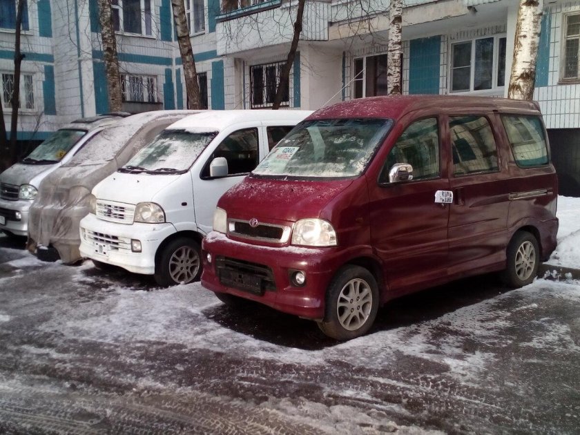 Тойота Спарки 2000