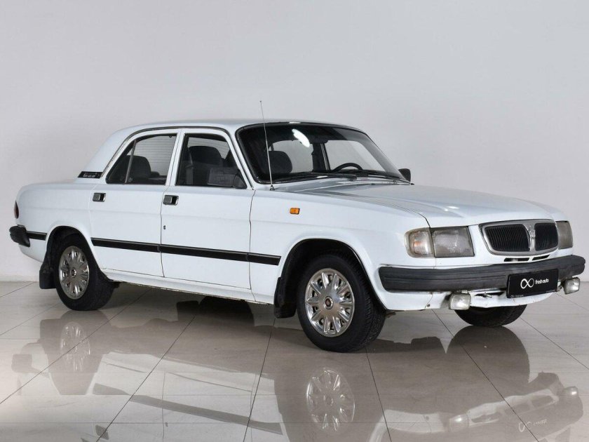 Волга 02 белая