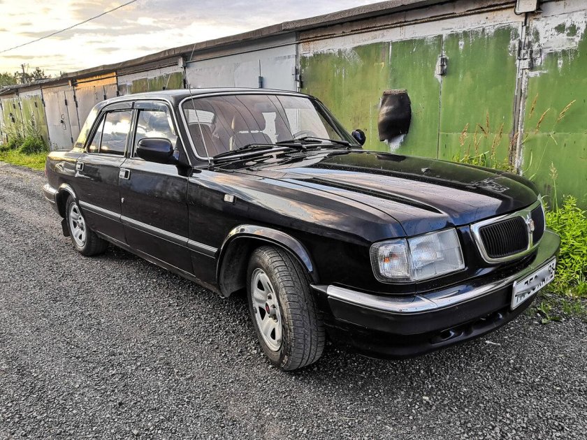ГАЗ 3110 Волга черная