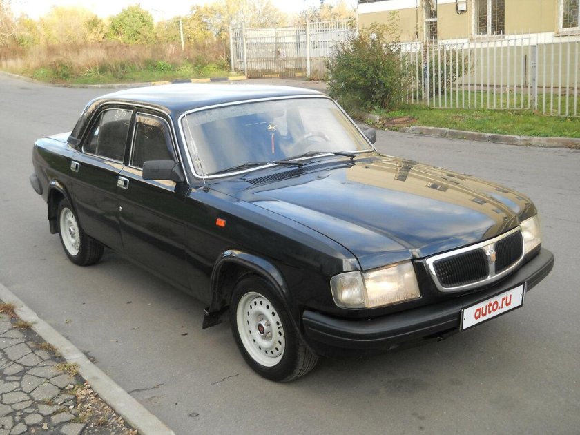 ГАЗ 3110 черная