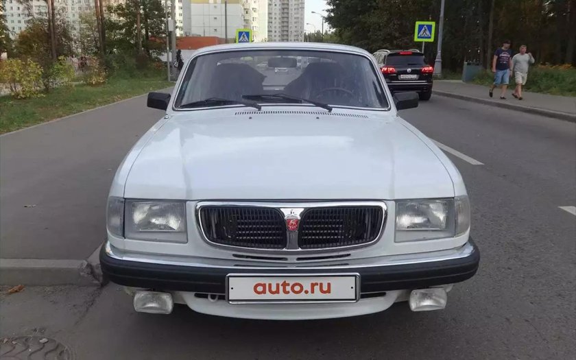 ГАЗ-3110 седан