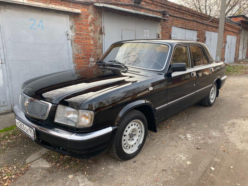 ГАЗ 3110 черная