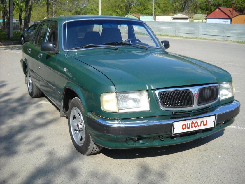 ГАЗ 3110 зеленая