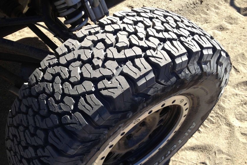 BFGOODRICH all Terrain t/a ko2 265/75 r16