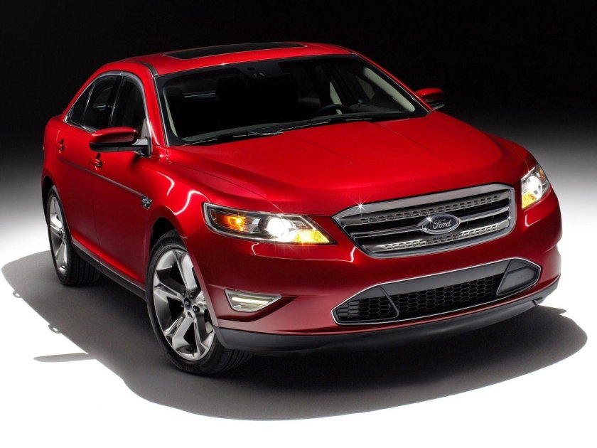 Ford Taurus Sho 2010