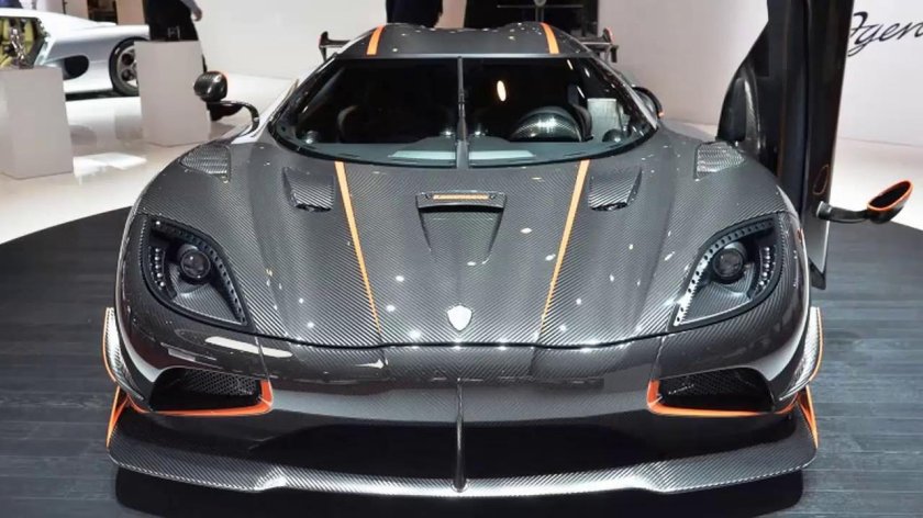 Кенигсегг АГЕРА