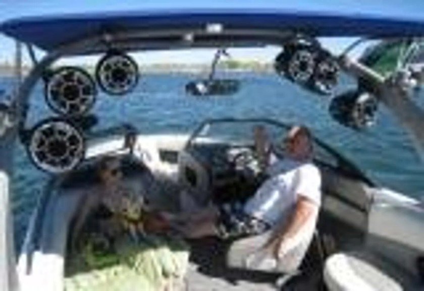 Аудиосистема для катера