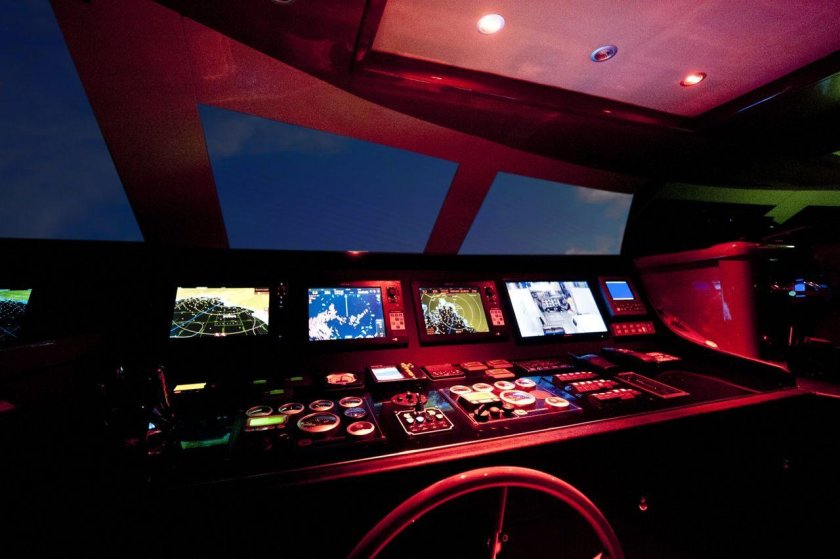 Роскошная яхта