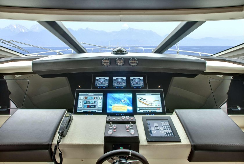 Яхта Azimut grande 120sl