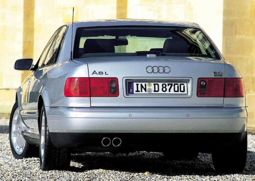 Audi a8 d2 2001