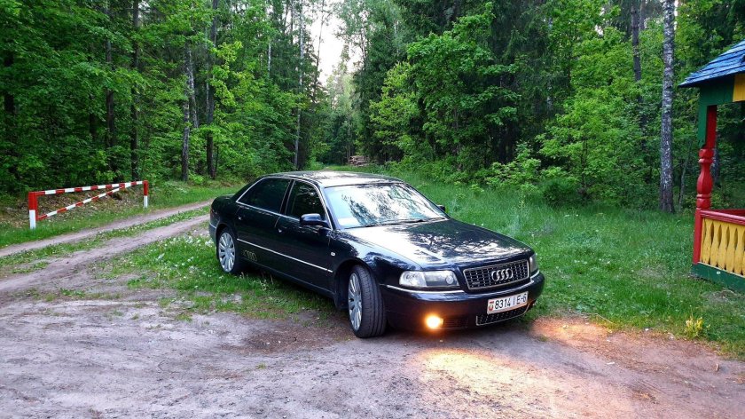 Audi a8 d2