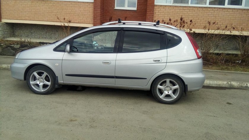 Chevrolet Rezzo 1.6