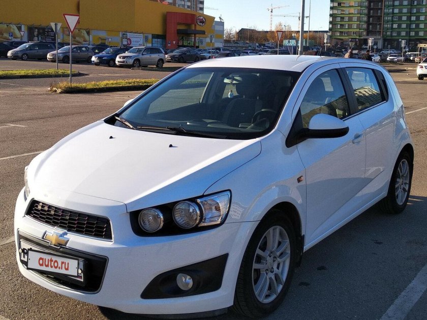 Chevrolet Aveo Hatchback 2012