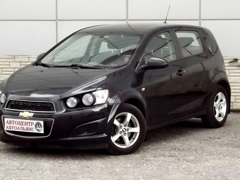 Chevrolet Aveo Hatchback 2012