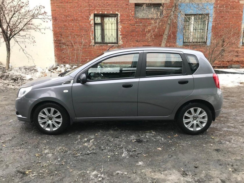 Chevrolet Aveo 2010 хэтчбек