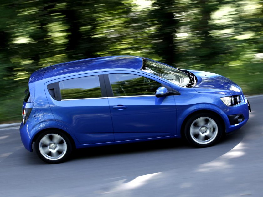 Chevrolet Aveo Hatchback 2012