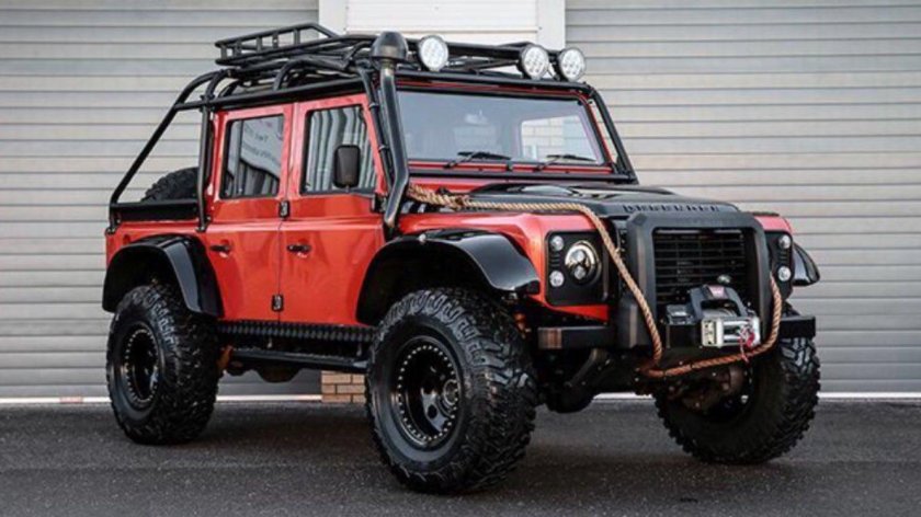 Ленд Ровер Дефендер 130