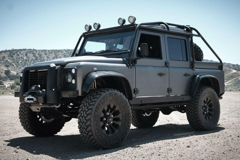 Land Rover Defender 110 off Road