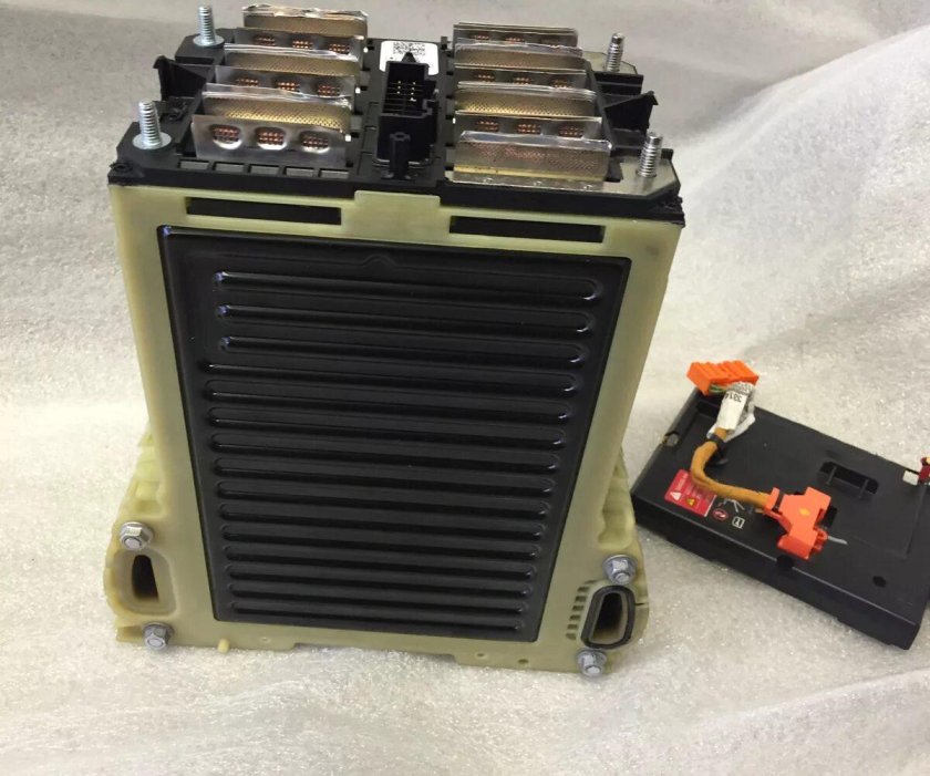 Chevrolet Volt батарея