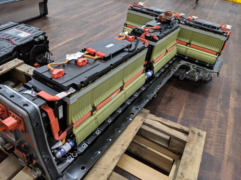 Chevrolet volt hybrid battery