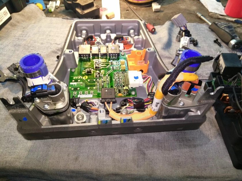 Chevrolet Volt батарея