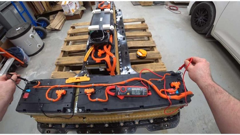 Chevrolet Volt батарея