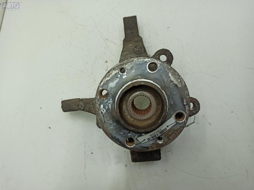 Лада XRAY кулак поворотный