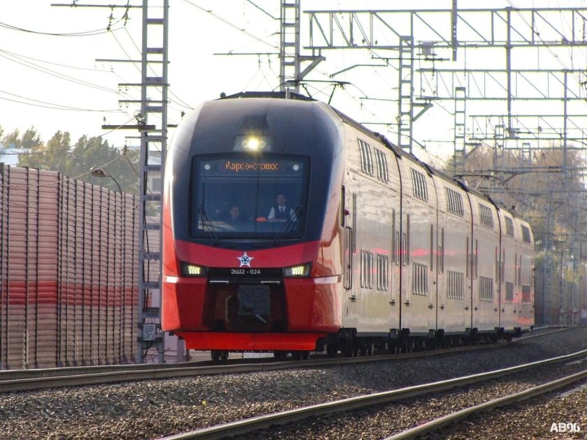 Электропоезд эп 2 д