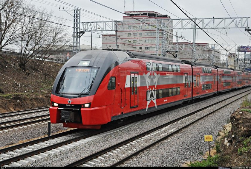 Поезд аэроэкспресс