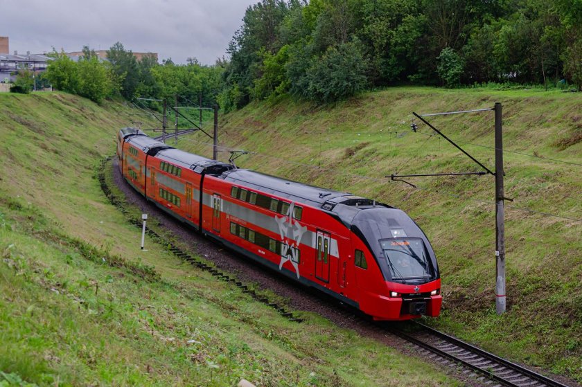 Двухэтажная электричка в москве