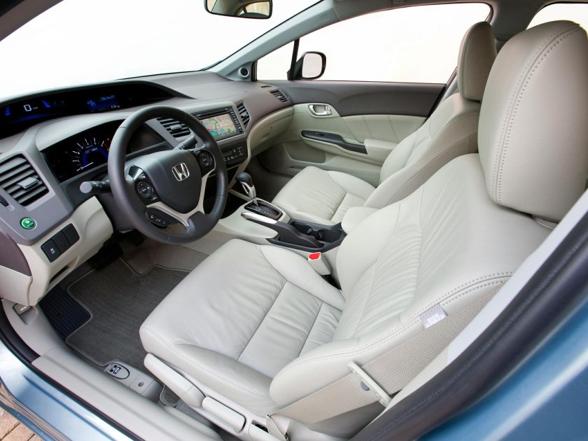 Honda Civic 2012 салон