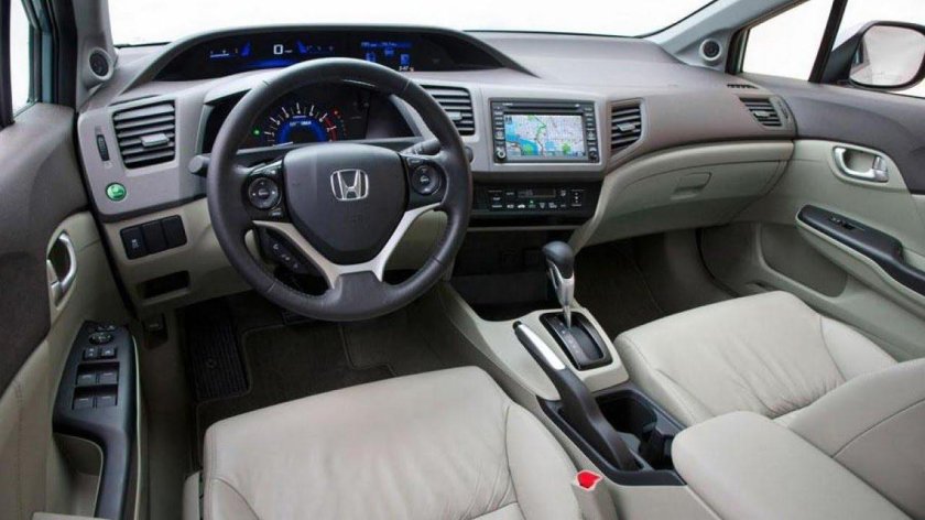 Honda Civic 2012 седан